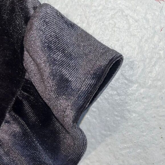 Old Navy Top Women's Velvet Ruffle Sleeve XL Coal Smoke - Picture 11 of 11